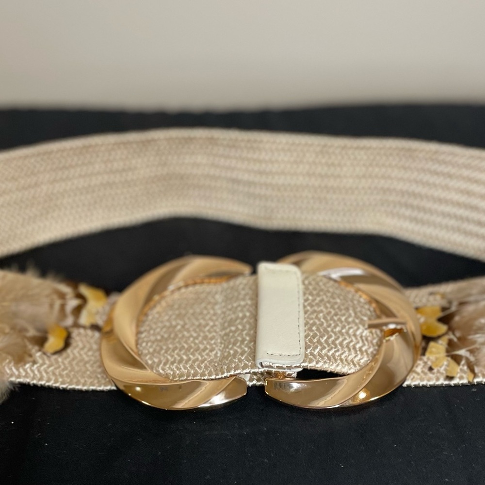 Elegant Gold and Cream Chain-Link Elastic Belt